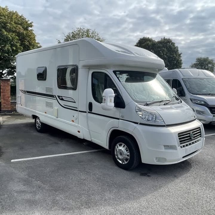 Bessacar e450 right view
