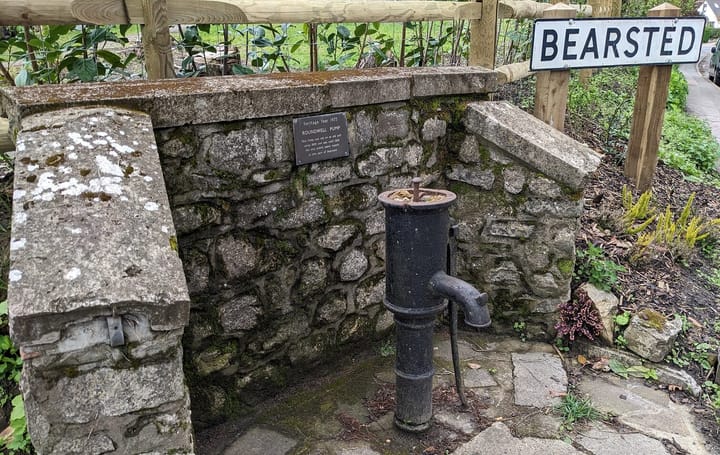 Bearstead Village Well