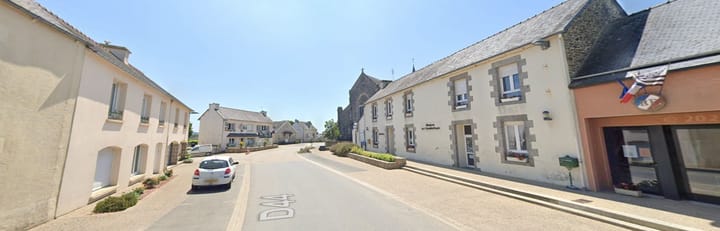 Plussulien High Street