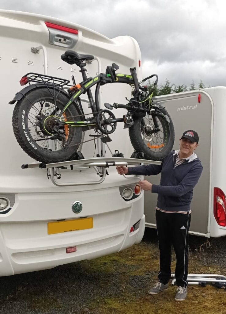 Thule Lift V16 Raised