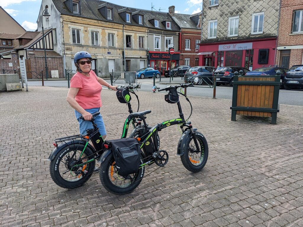 Cycling into Honfleur