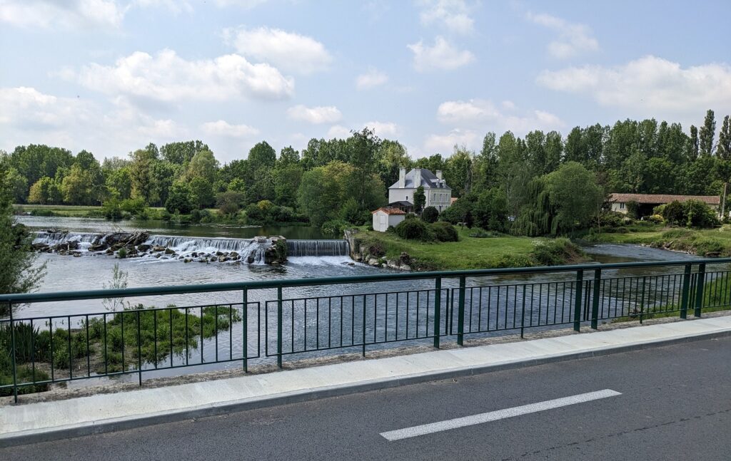Cycling near Lac de Saint Cyr