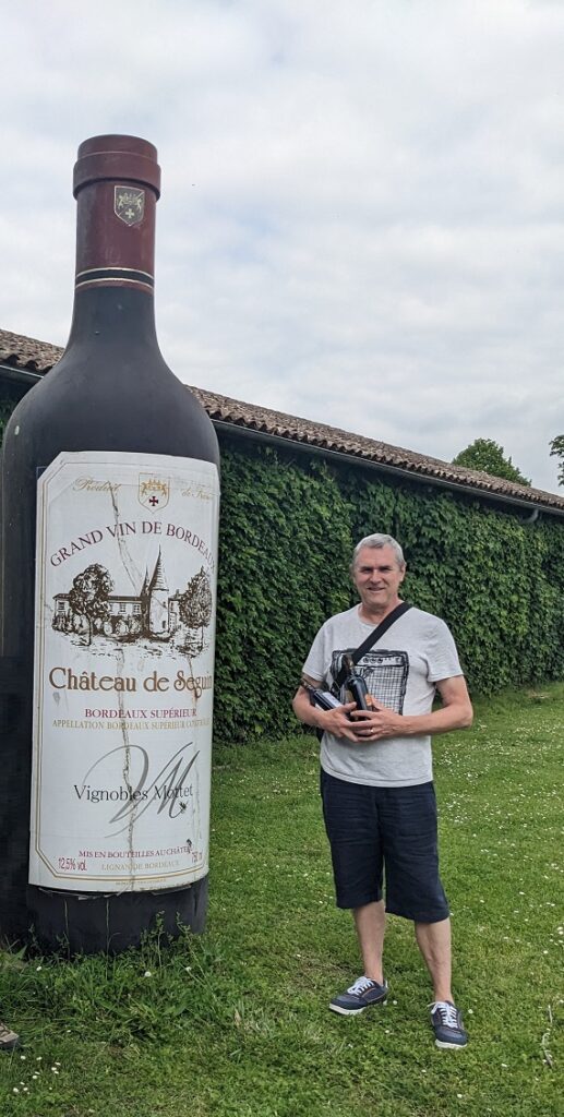 Cheers Chateau de Seguin