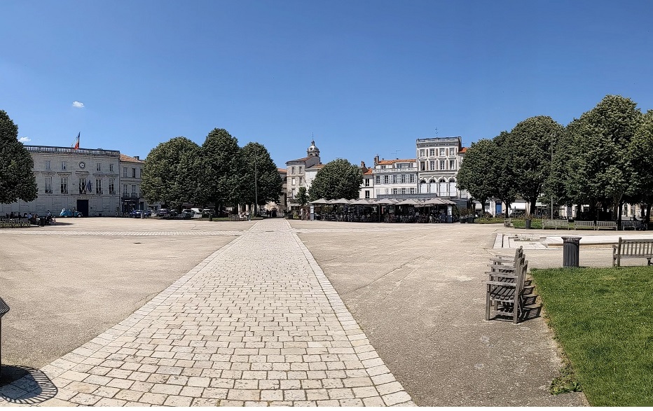 Views around Rochefort
