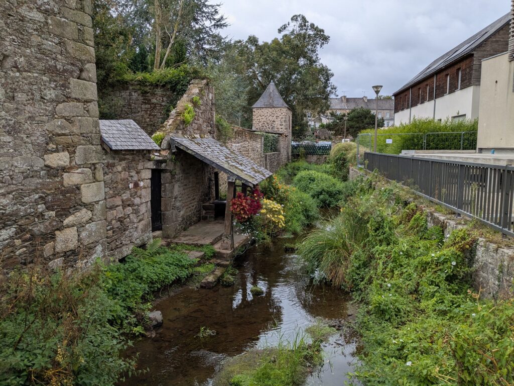 Jugon-les-Lacs-Vollage-2
