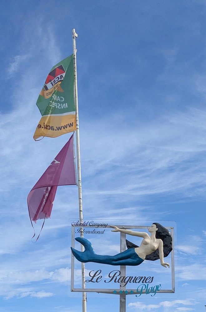 Le Raguenes Plage Logo